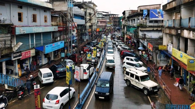 Traffic in Dimapur road near Holy Cross Traffic Point. (Morung File Photo)